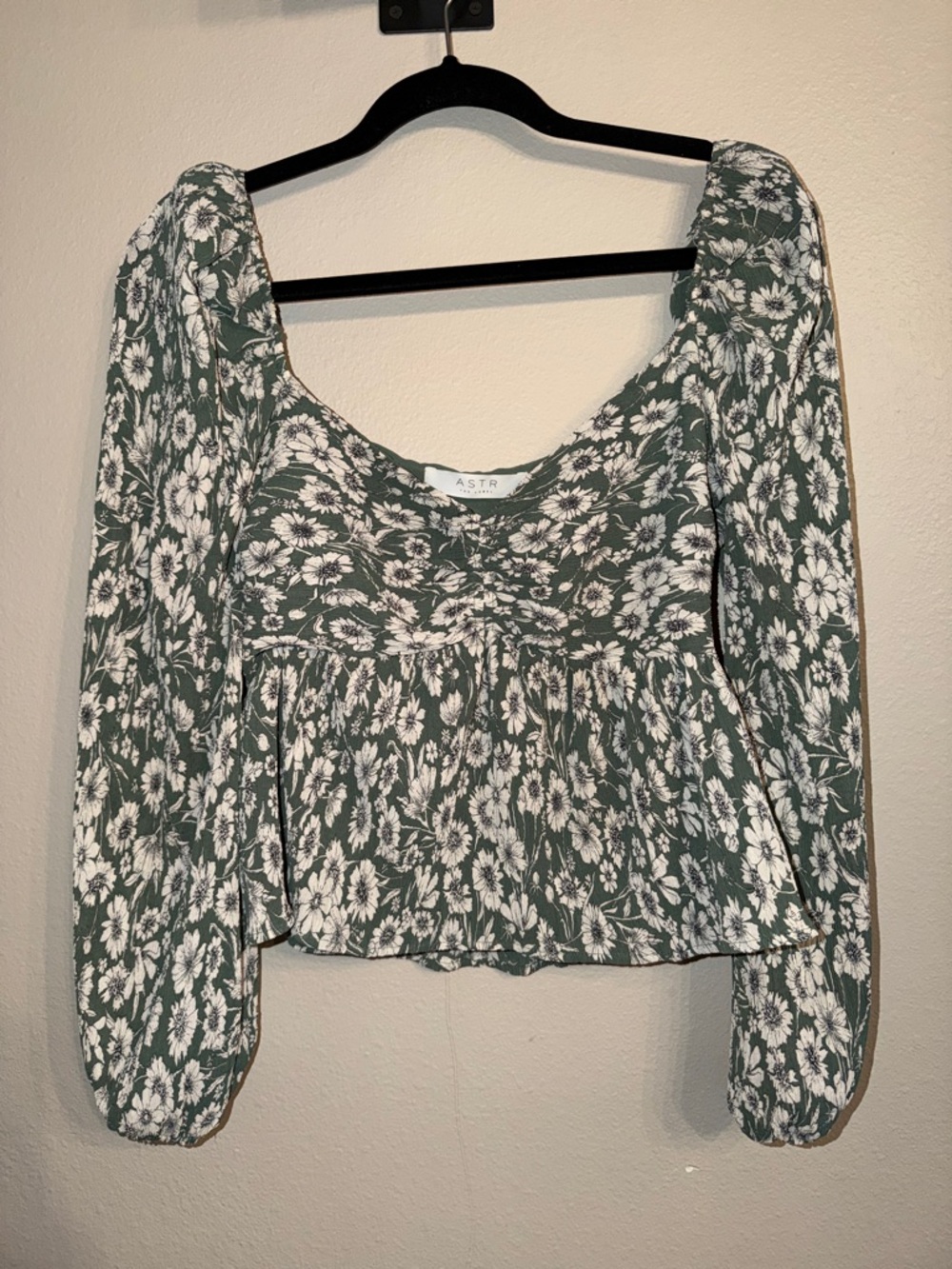 Astr Sage Green Floral Square-Neck Peplum Blouse